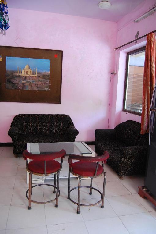 אגרה Hotel Viren Plaza מראה חיצוני תמונה