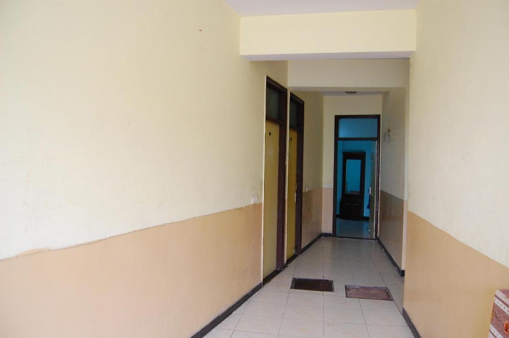 אגרה Hotel Viren Plaza מראה חיצוני תמונה
